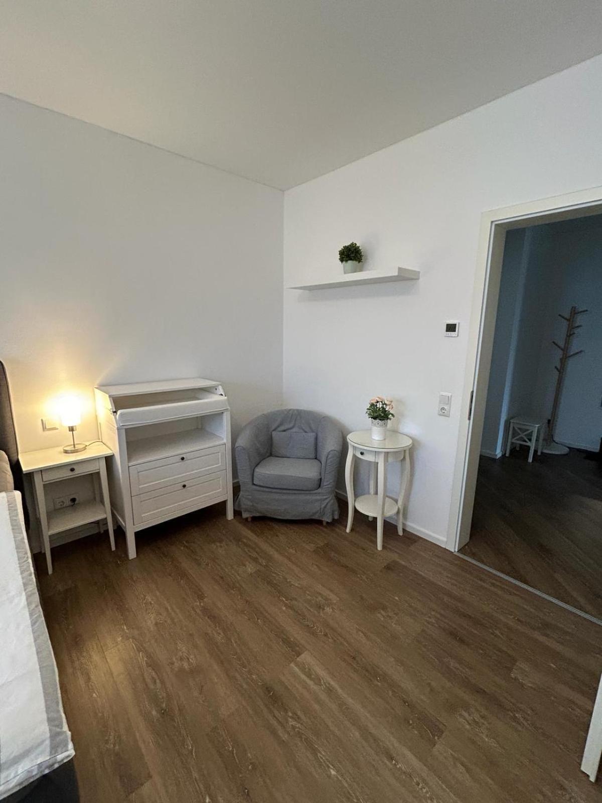 Top-Ferienwohnung Bei Berlin, Bis 3 Gaeste, Terrasse Und Garten Bestensee Extérieur photo