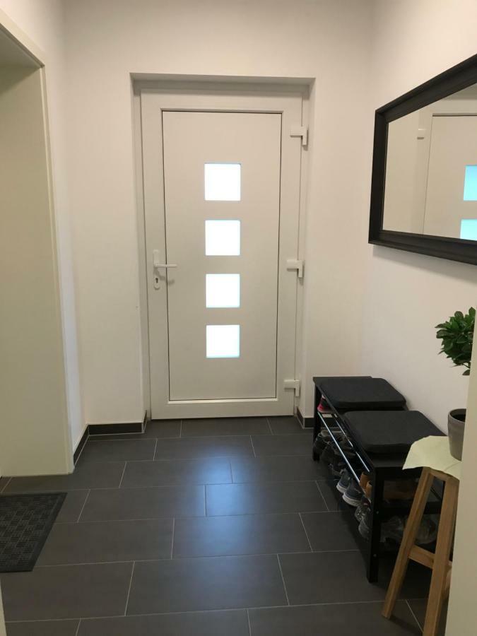 Top-Ferienwohnung Bei Berlin, Bis 3 Gaeste, Terrasse Und Garten Bestensee Extérieur photo